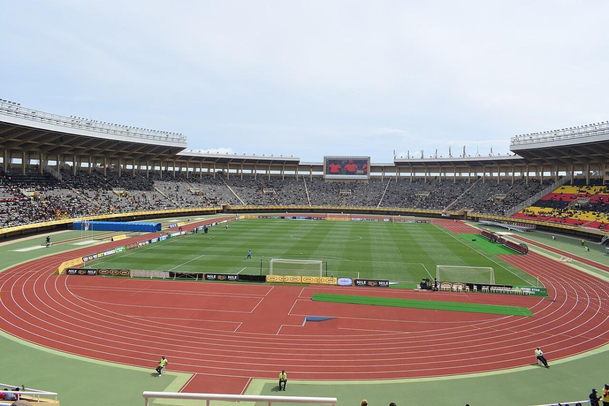 老特拉福德的球迷往往藏着决定走势的答案